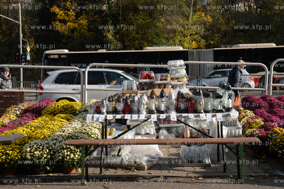 Cmentarz Łostowicki na dzień przed dniem Wszystkich...
