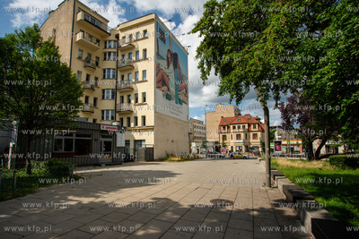 Gdynia, Skwer Stefana Żeromskiego bez Infoboxu. 14.07.2023...