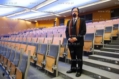 Gdansk. Wydzial nauk Spolecznych Uniwersytetu Gdanskiego....