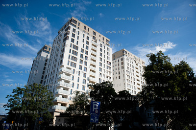 Gdansk. Wrzeszcz. Wiezowce Quattro Towers. 04.09.2012...