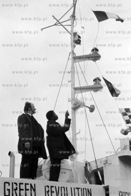 Uroczystość podniesienia bandery nigeryjskiej na...