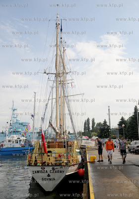 Gdynia w przeddzien Zlotu Zaglowcow - The Tall Ships...
