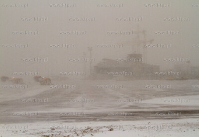 Gdansk, Rebiechowo. Akcja zima w Porcie Lotniczym Gdansk...