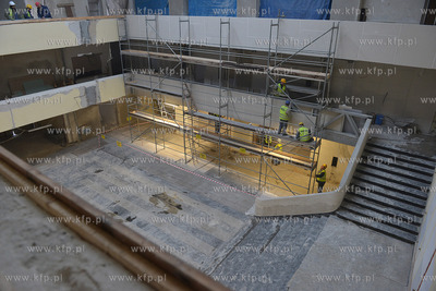 Gdynia. Dobiega konca remont elewacji budynku dawnego...