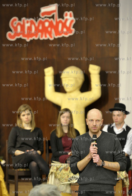 Stocznia Gdanska. Sala BHP. XXXVI Salon Mlodopolski...