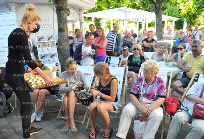 Sopot. Kawiarnia Letnia Kolo Molo. Orange Kino Letnie....