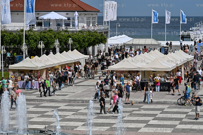 Sopot. Skwer Kuracyjny k. Molo. Festiwal Rękodzieła...