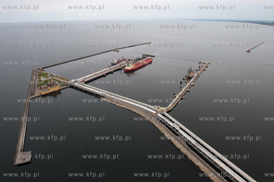 Port Polnocny w Gdansku z perspektywy lotu ptaka. Nz...