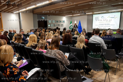 Konferencja „W drodze do Zero Waste. Selektywna zbiórka...