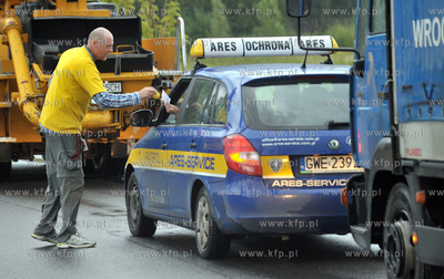 Mieszkancy Trojmiasta walcza o budowe drogi, ktora...