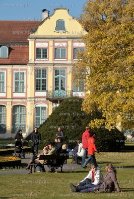 Park Oliwski w Gdansku Oliwie. Palac Opatow.  23.10.2011...