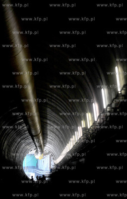 Zwiedzanie 400 m tunelu wierconego przez maszyne TBM...