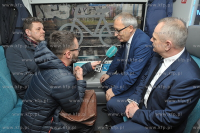 Inauguracyjny, pierwszy przejazd nowym pociagiem PKP...