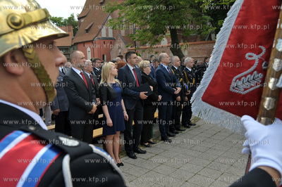 Otwarcie nowej remizy, strażnicy Ochotniczej Straży...