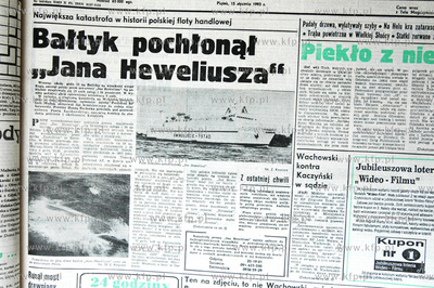 Wycinki z trojmiejskich gazet dotyczacych zatoniecia...