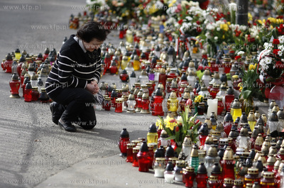 Sopot. 8:56 w całej Polsce zabily dzwony i rozlegly...