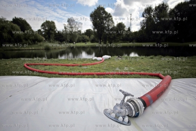 Przekazanie i prezentacja zapor przecipowodziowych...