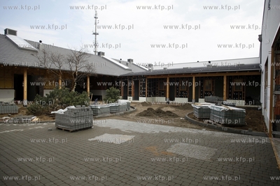 Uroczystosc zawieszenia wiechy na budowie budynku 2...