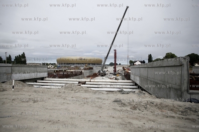 Gdansk. Prace przy budowie wezla drogowego na Letnicy...