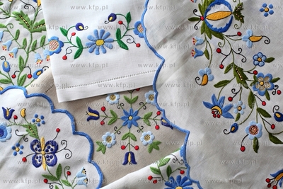 Haft kaszubski autorstwa Wandy Dzierzgowskiej i Bernadety...