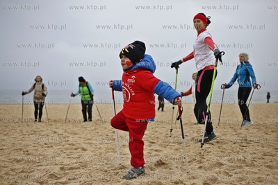 Gdańsk Jelitkowo. Walentynkowy Rajd Nordic Walking...