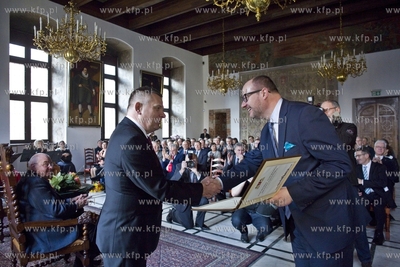 Ratusz Głównego Miasta. Uroczystość wręczenia...
