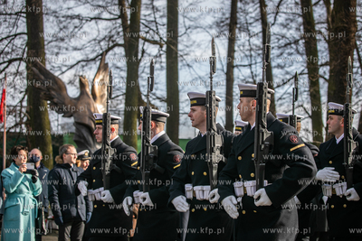 Sopot. Uroczyste obchody 80. rocznicy powołania Armii...