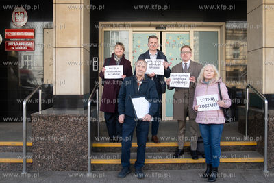 Konferencja prasowa mieszkańców Zaspy oraz radnych...