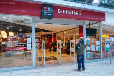 Biblioteka Manhattan ponownie otwarta. Od marca br....