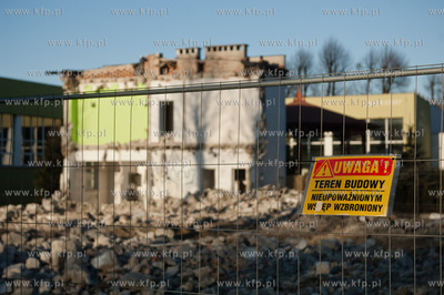 Gdansk Wrzeszcz. Rozbiorka hali sportowej oraz budynku...