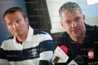 Gdynia. Info Box. Konferencja prasowa poprzedzajaca...