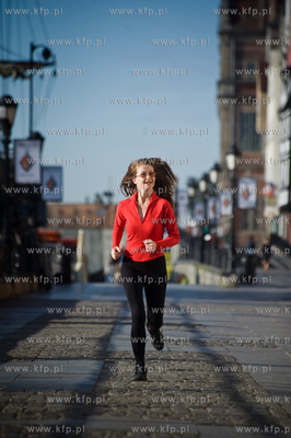 Gdansk. Dlugie Pobrzeze. Aktorka z Gdanska, mieszkajaca...