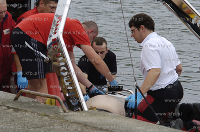 W porcie morskim w Ustce utonal pletwonurek, ktory...