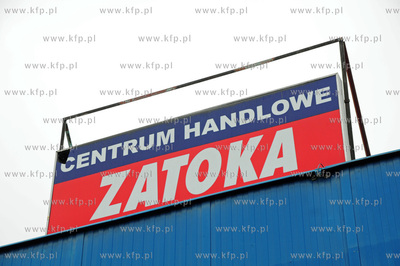 Gdynia. Ostatni dzien funkcjonowania niektorych sklepow...