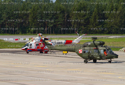 W Gdyni Babich Dolach zalogi smiglowcow W-3 z 25 Brygady...