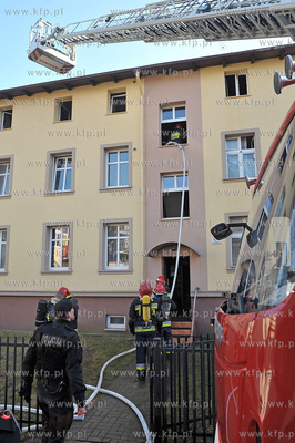 Sopot ulica Grunwaldzka 97a. Pozar mieszkania na poddaszu....