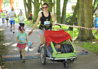 Gdansk Oliwa. Park w Jelitkowie. Bieg do zrodel. 04.06.2016...