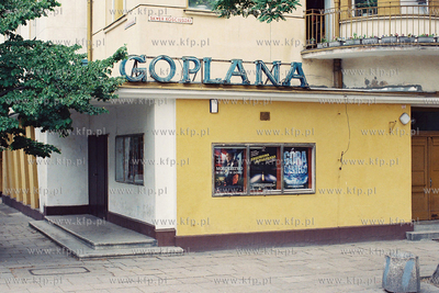 Gdynia, Skwer Kościuszki. Kino Goplana. 1997 fot....