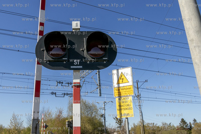 Sygnalizacja świetlna przed przejściem kolejowym...