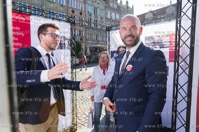 Gdańsk, ul. Długa. Święto Wolności i Solidarności,...