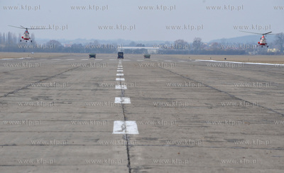 Pruszcz Gdansk, 49. Pulku Smiglowcow Bojowych. Uroczystosc...