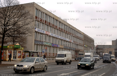 Gdansk Wrzeszcz. Biurowiec na al. Grunwaldzkiej w poblizu...