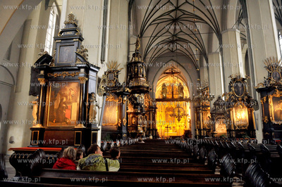 W czasie Jarmarku sw. Dominika turysci maja niepowtarzalna...