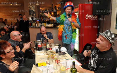 XVIII Biesiada Felietonistow w pubie Kawalerka w Gdansku....