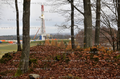 Lewino, gmina Linia. Odwiert poszukiwawczy zloz gazu...