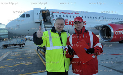 Pierwszy dzien funkcjonowania nowego terminalu T2 gdańskiego...