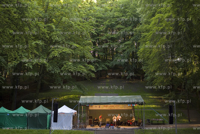 Festiwal. Świat Mało Znany. Koncerty w Teatrze Leśnym...
