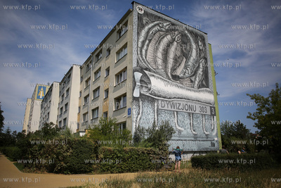 Spacer rowerowy po kolekcji murali na osiedlu Gdańsk...