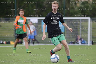 Gdansk Zaspa. Pilkarski turniej dzikich druzyn Do przerwy...