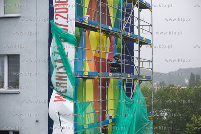 Gdańsk Zaspa. Monumental art. Nz. powstaje mural autorstwa...